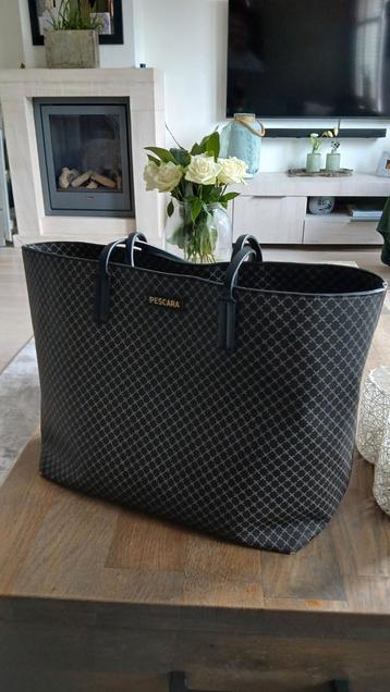 Zwarte Pescara Shopper beschikbaar voor biedingen