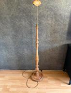 Brocante houten hoge lampenpoot met 2 lichtpunten, Ophalen