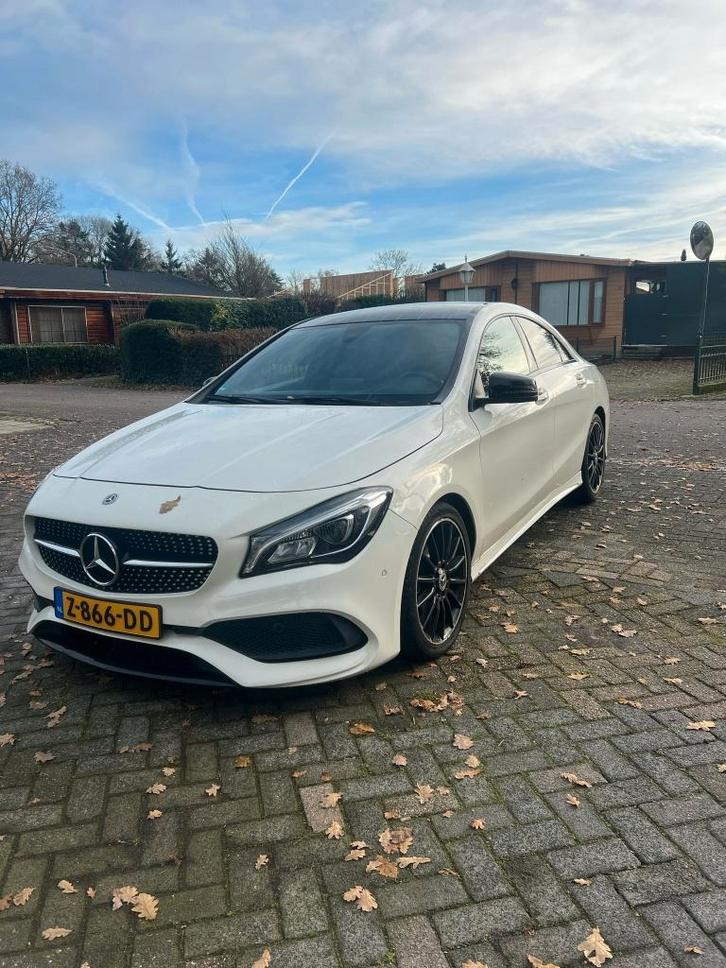 Mercedes-Benz CLA 200 d 136pk 7G-DCT 2017 Wit, Auto's, Mercedes-Benz, Particulier, CLA, 360° camera, ABS, Achteruitrijcamera, Adaptive Cruise Control