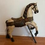 Houten carrousel paard, Ophalen