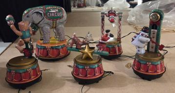 Vintage Mister Christmas Tin Circus beschikbaar voor biedingen