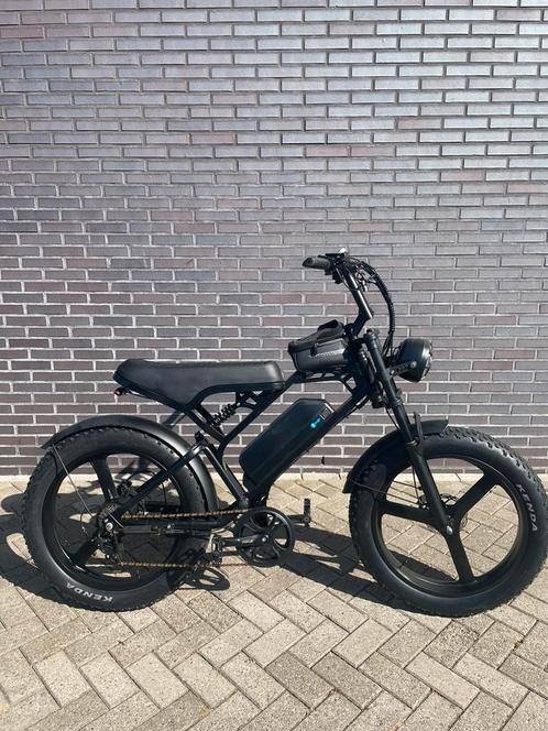Fatbike v20 xl 24 inch banden, Fietsen en Brommers, Elektrische fietsen, Zo goed als nieuw, Overige merken, 59 cm of meer, 50 km per accu of meer