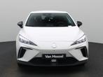 MG MG4 64 kWh Luxury, Auto's, MG, Automaat, 12 maanden, Gebruikt, 1675 kg
