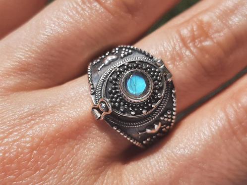 Vanoli 925 zilveren poison gif ring labradoriet maat 19,75, Sieraden, Tassen en Uiterlijk, Ringen, Nieuw, Dame, 19 tot 20, Overige kleuren