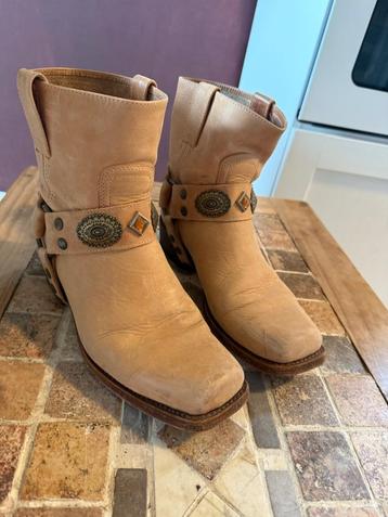 Sendra booth 12088 Pete Flora Peach 39 beschikbaar voor biedingen