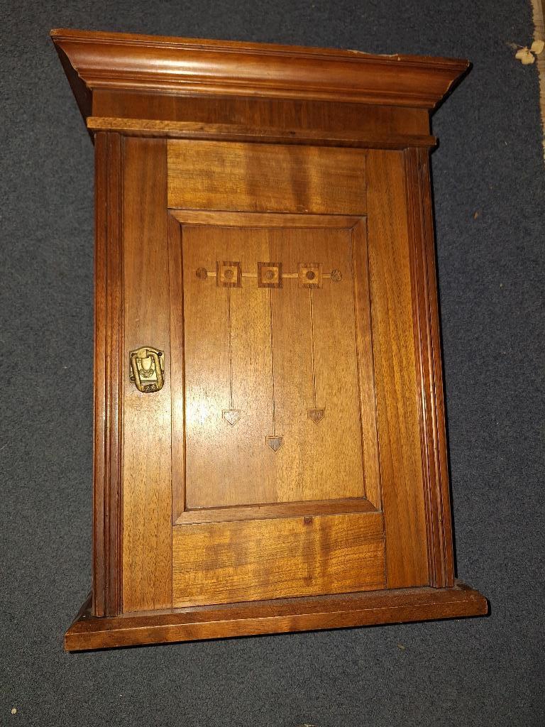 Medicijnkastje, Ophalen