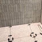 60x60 white and grey terrazzo style tile, Ophalen, 60 cm of meer, Nieuw, Minder dan 5 m²