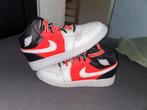 Air Jordan 1 Mid - Maat Onbekend, Kleding | Dames, Schoenen, Wit, Nike, Ophalen of Verzenden, Sneakers of Gympen