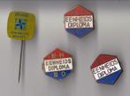 EHBO broches en speldje, Verzamelen, Speldjes, Pins en Buttons, Gebruikt, Niet vindbaar, Niet vindbaar, Speldje of Pin