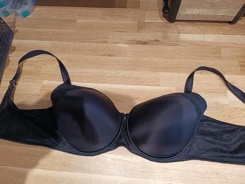 Lisca beugelbh voorgevormd 95F nieuw!, Kleding | Dames, Ondergoed en Lingerie, BH, Zwart, Ophalen of Verzenden