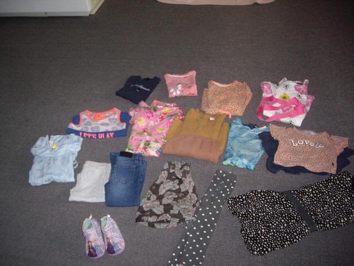 kinderkledingpakket maat 98= 16 stuks, Kinderen en Baby's, Kinderkleding | Kinder-kledingpakketten, Zo goed als nieuw, Maat 98