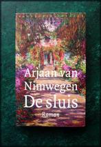 DE SLUIS - Arjaan van Nimwegen - Roman, Boeken, Verzenden, Zo goed als nieuw