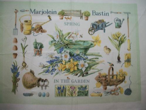 Borduurpatroon Marjolein Bastin - Lente - zgan - per stuk, Hobby en Vrije tijd, Borduren en Borduurmachines, Zo goed als nieuw