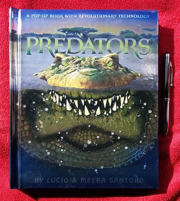 Predators. Pop-Up book. Little Simon. 1e edition. English. beschikbaar voor biedingen