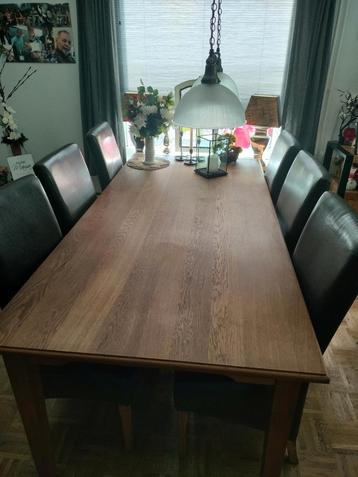 Eethoek met 6 stoelen. beschikbaar voor biedingen