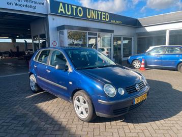Volkswagen Polo 1.4 55KW 2003 Blauw beschikbaar voor biedingen