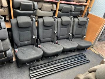 Alleen dit weekend 4 stoelen 3p gordel isofix 400€ ink rail beschikbaar voor biedingen