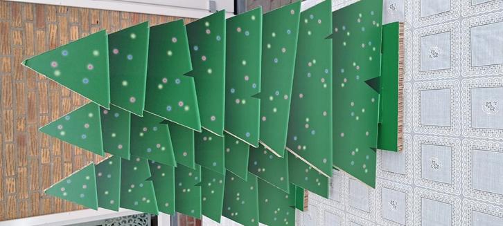 Kartonnen kerstbomen voor decoratie., Diversen, Kerst, Zo goed als nieuw, Ophalen of Verzenden
