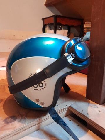 Brommerhelm met vliegeniersbril - Vintage Look beschikbaar voor biedingen