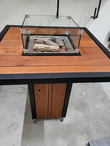 NIEUW vuurtafel met tafelblad beschikbaar voor biedingen