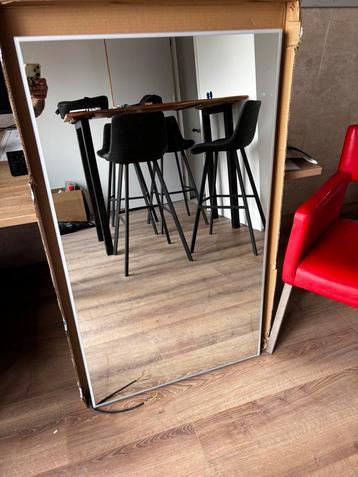 Badkamer spiegel verwarming en verlichting beschikbaar voor biedingen