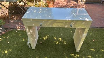 Bright Beauty Kaptafel - Nieuw beschikbaar voor biedingen
