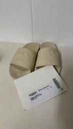 Gucci slippers origineel, Kleding | Dames, Schoenen, Beige, Gucci, Gedragen, Ophalen