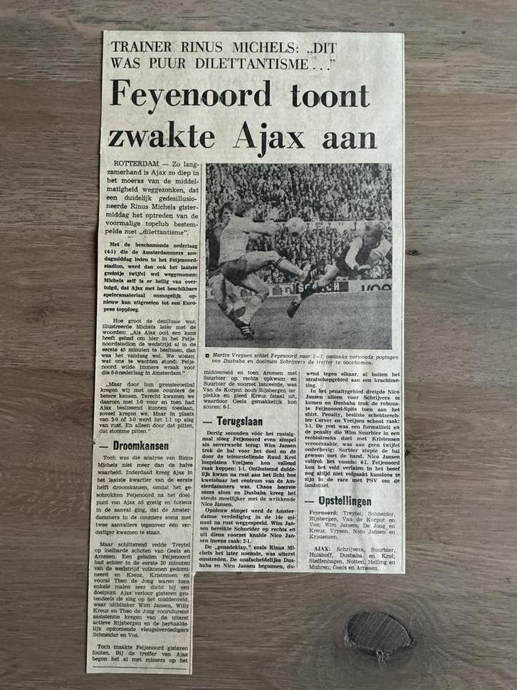 Voetbal krantenartikel Feyenoord Ajax april 1976, Verzamelen, Tijdschriften, Kranten en Knipsels, Knipsel(s), Ophalen of Verzenden