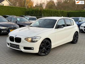 BMW 1-serie 114i EDE Corporate Lease Edition|Nieuwe Ketting  beschikbaar voor biedingen
