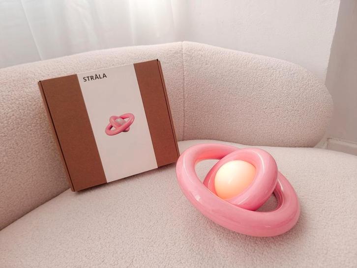 Gustaf Westman X IKEA Stråla pink Lamp tafellamp Strala, Huis en Inrichting, Lampen | Tafellampen, Nieuw, Minder dan 50 cm, Verzenden