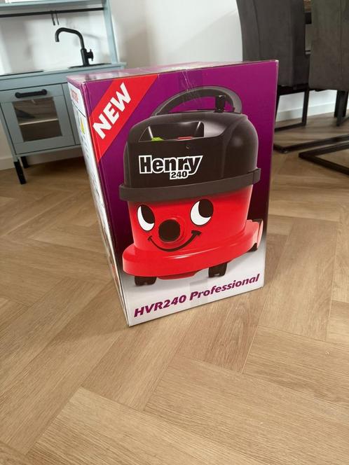 NUMATIC Henry HVR-240 Rood, Witgoed en Apparatuur, Stofzuigers, Nieuw, Stofzuiger, Minder dan 1200 watt, Stofzak, Ophalen of Verzenden