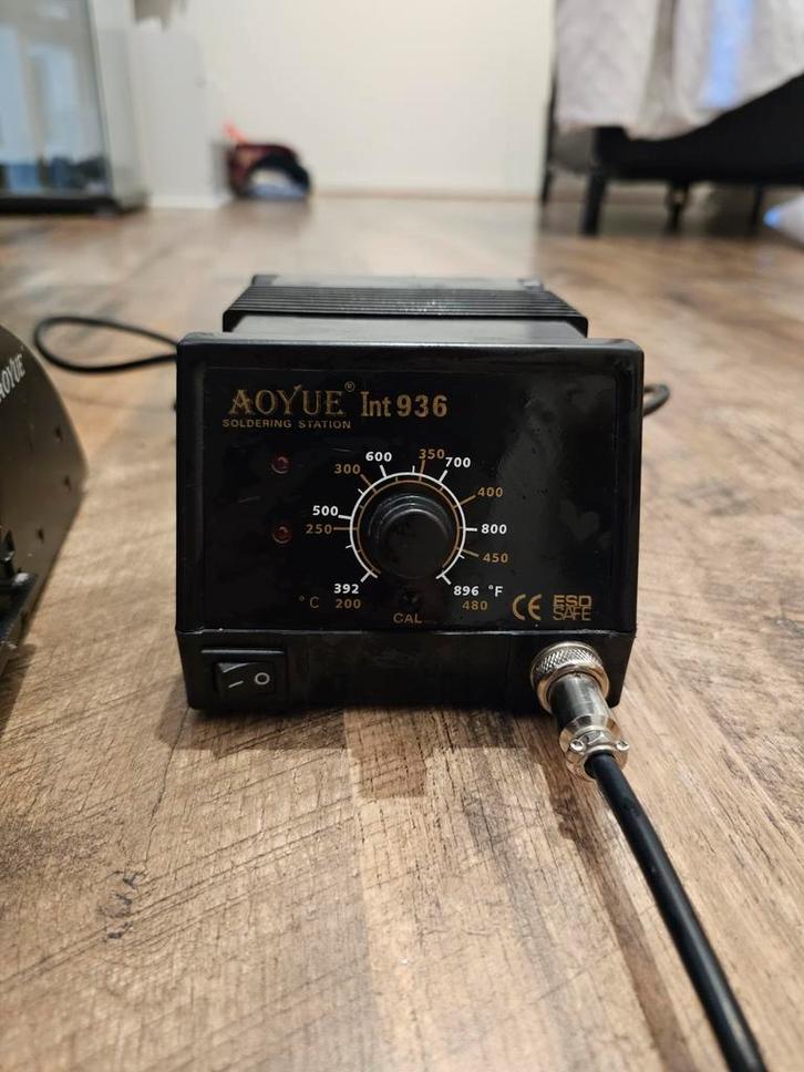 AOYUE Int 936 Soldeerstation - Betrouwbaar en Precisie, Doe-het-zelf en Verbouw, Gereedschap | Handgereedschap, Gebruikt, Ophalen of Verzenden