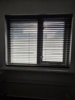 Zwarte jaloezieën op maat - Zo goed als nieuw, Huis en Inrichting, Stoffering | Gordijnen en Lamellen, Ophalen, Zo goed als nieuw