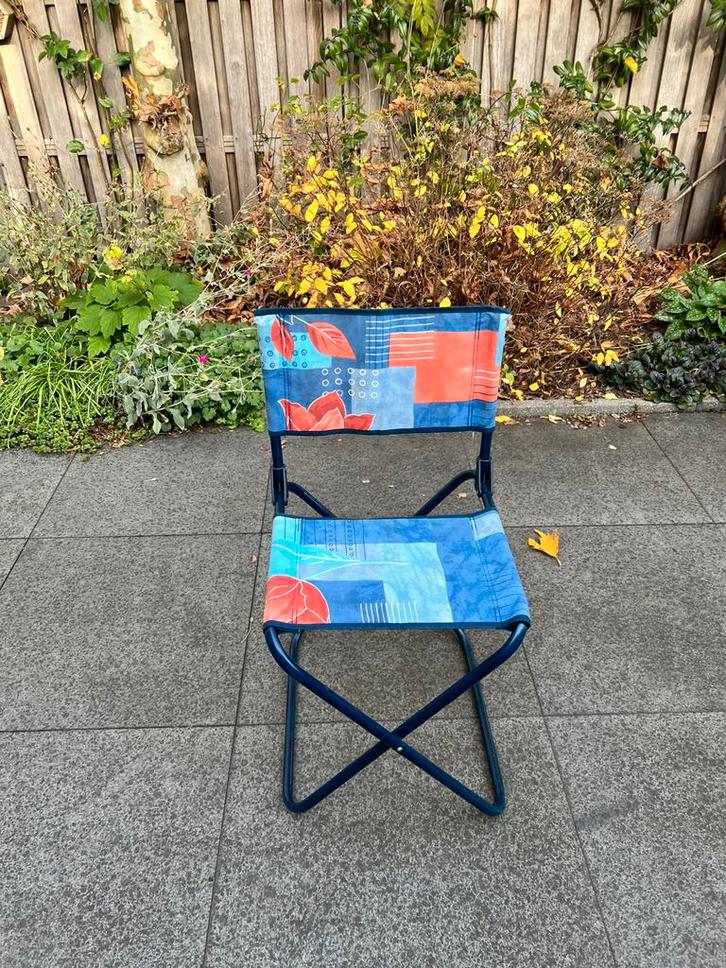 Gestreept camping klapstoeltje, Caravans en Kamperen, Kampeermeubelen, Gebruikt, Campingstoel, Ophalen of Verzenden