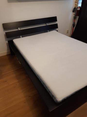 Stijlvol IKEA Bedframe met Hoofdbord, Matras, Lattenbodem... - afbeelding 15