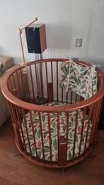 Ronde walnoothouten Bopita box, met gratis accessoires, Ophalen, Zo goed als nieuw, Rond, Boxkleed