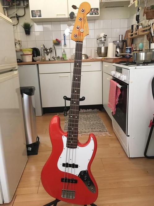 Gezocht!! Mijn oude Fender CIJ Jazz Bass, Muziek en Instrumenten, Snaarinstrumenten | Gitaren | Bas, Zo goed als nieuw, Elektrisch