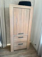 Eiken kast.   Lucano serie. Pronto., Huis en Inrichting, Kasten | Boekenkasten, Zo goed als nieuw, 150 tot 200 cm, 25 tot 50 cm