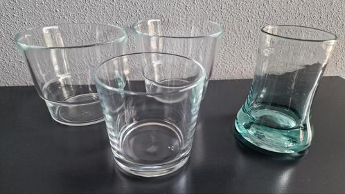 4 mooie glazen vazen, circa 15 cm hoog, Huis en Inrichting, Woonaccessoires | Vazen, Zo goed als nieuw, Overige kleuren, Minder dan 50 cm