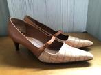 schoenen in 2 kleuren van Empirio Armani maat 40, Armani, Schoenen met lage hakken, Bruin, Ophalen of Verzenden