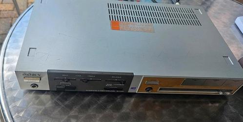 SONY INTEGRATED STEREO AMPLIFIER TYPE TAYX5F, Audio, Tv en Foto, Versterkers en Receivers, Zo goed als nieuw, Stereo, Sony, Ophalen of Verzenden