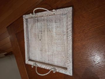 Landelijk dienblad met leuke accessoires  beschikbaar voor biedingen