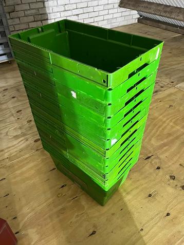 Kunststof kratten bakken 50x30 cm 26-21cm hoog nestelbaar  beschikbaar voor biedingen
