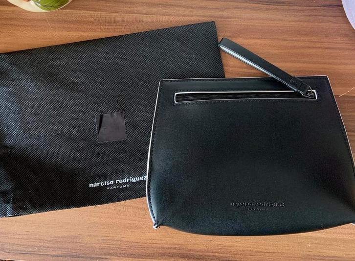 Narciso Rodriguez leren make up tas beautycase toilettas, Sieraden, Tassen en Uiterlijk, Toilettassen, Nieuw, Dame, Zwart, Verzenden