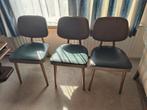 3 antieke vintage stoelen, leren bekleding,  uit de jaren 60, Huis en Inrichting, Stoelen, Twee, Ophalen of Verzenden, Zo goed als nieuw