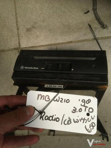 Mercedes w210 cd wissellaar 1998 beschikbaar voor biedingen
