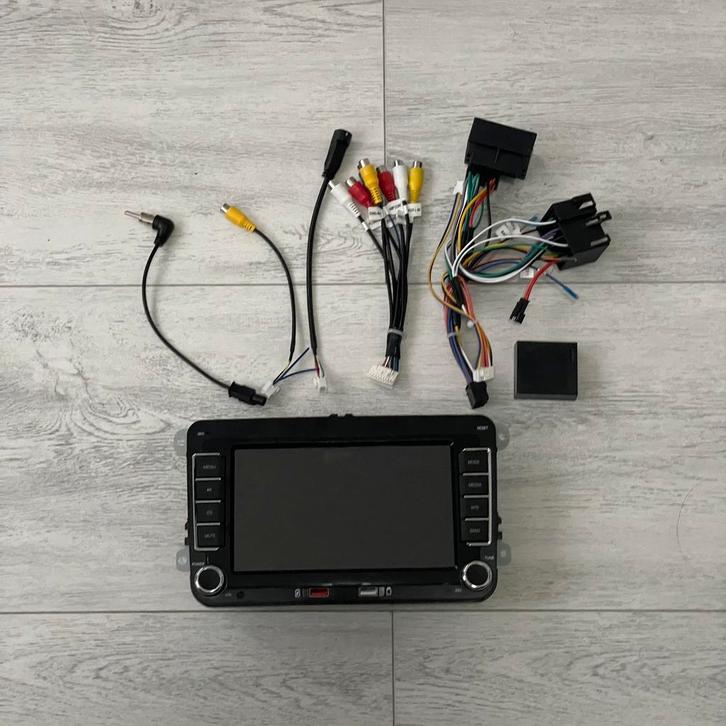 Apple CarPlay - Android CarPlay auto radio - VW-SEAT-SKODA, Auto diversen, Autoradio's, Nieuw, Ophalen