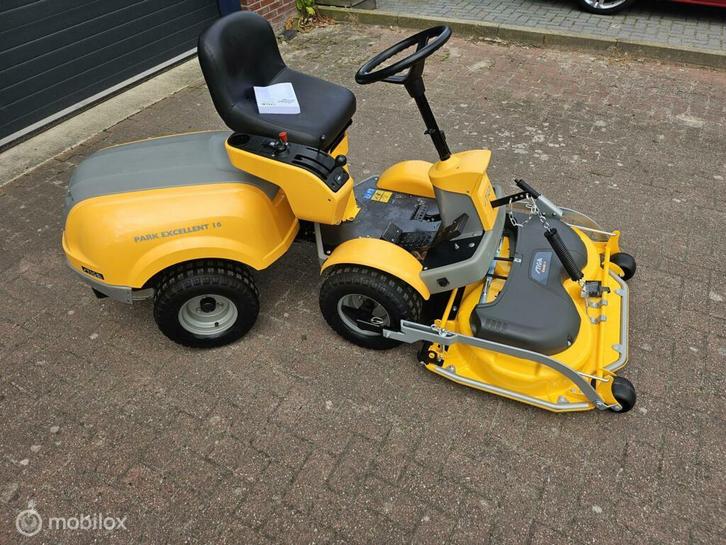 Zitmaaier stiga park  excellent 16 knikmaaier, Tuin en Terras, Zitmaaiers