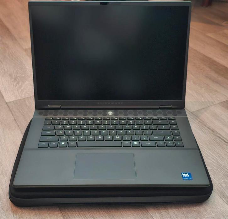 2025 Alienware M16 R2 gaming laptop. 64gb ram,3TB, RTX4060, Computers en Software, Windows Laptops, Zo goed als nieuw, 16 inch