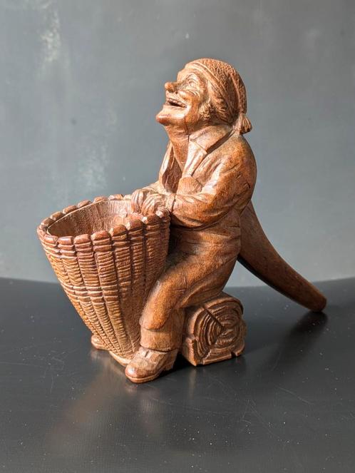 Antieke Houten Notenkraker - Zwarte Woud, Antiek en Kunst, Kunst | Beelden en Houtsnijwerken, Ophalen of Verzenden